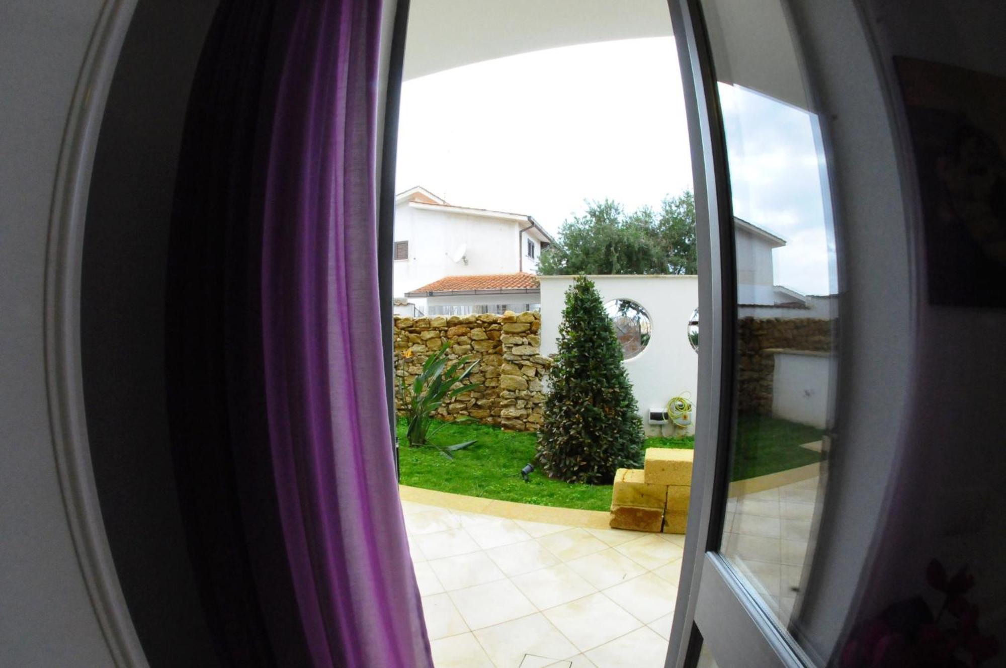 Pedra Do Sol Villa Balestrate Exterior photo
