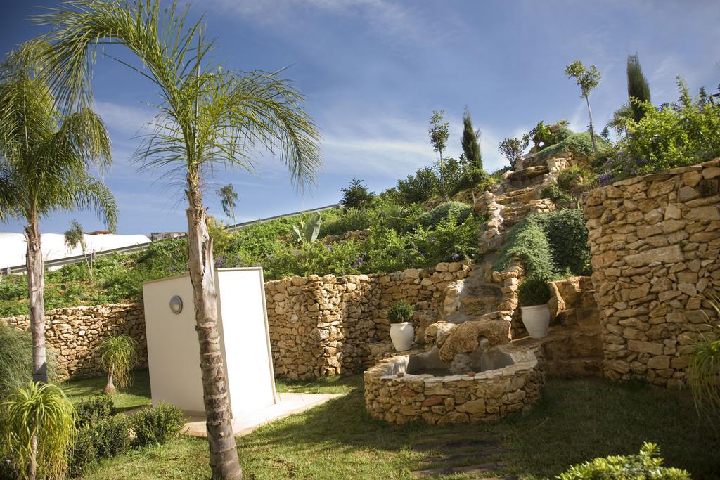 Pedra Do Sol Villa Balestrate Room photo